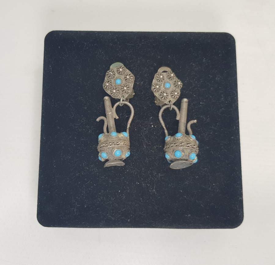 İBRİK FORMLU TELKARİ GÜMÜŞ KÜPE 