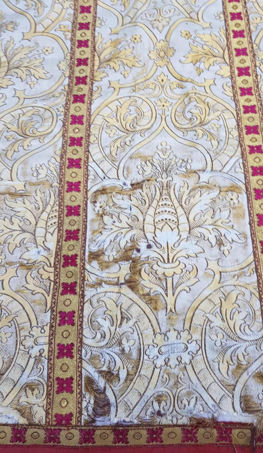 OSMANLI DÖNEMİ İPEK PAPAZ ELBİSESİ 