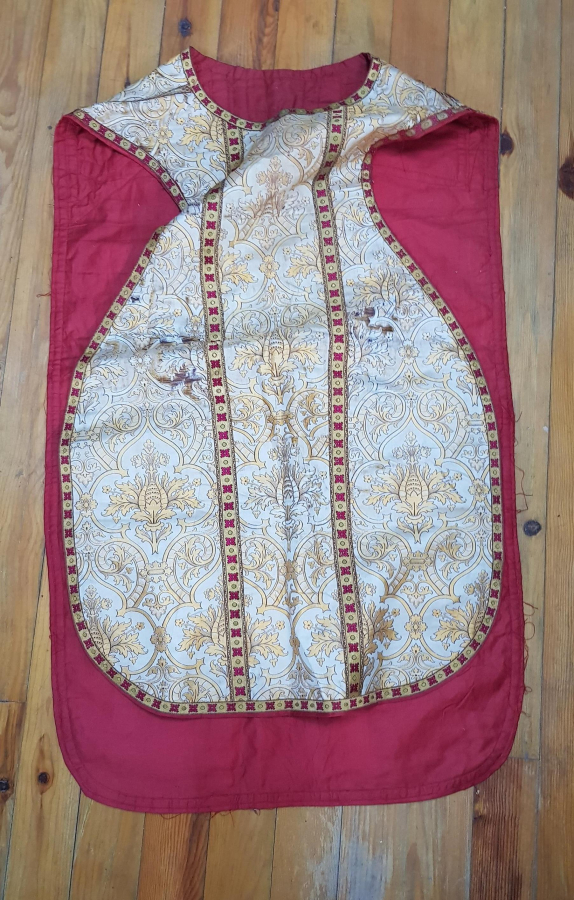 OSMANLI DÖNEMİ İPEK PAPAZ ELBİSESİ 