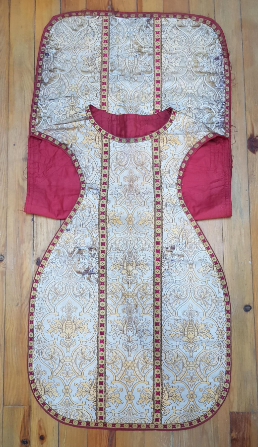 OSMANLI DÖNEMİ İPEK PAPAZ ELBİSESİ 