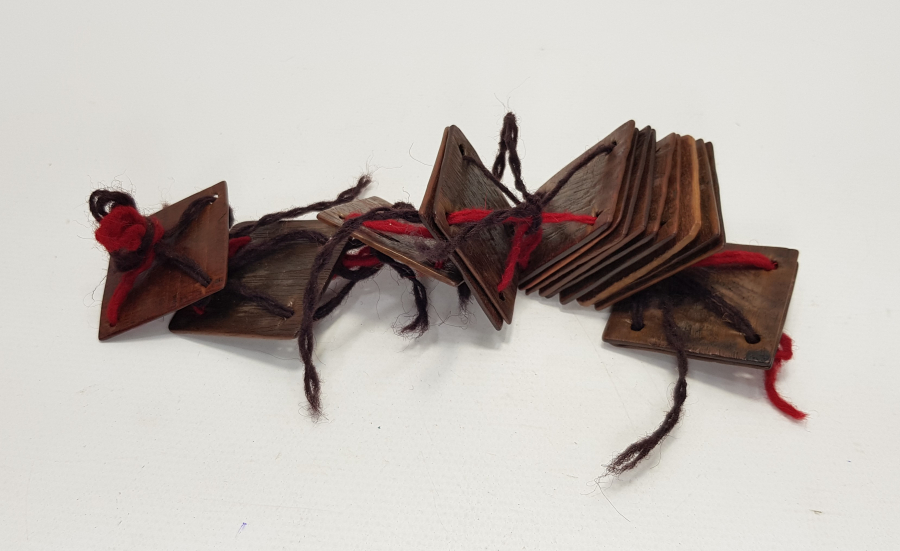 OSMANLI DÖNEMİ YÜN KUŞAK ÖRGÜSÜ İÇİN KULLANILAN 16 ADET AHŞAP APARAT