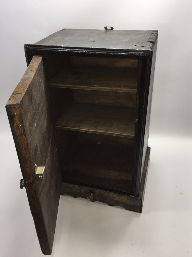 OSMANLI DÖNEMİ KARNİK ÇİÇEKLİ RUM İŞİ MİNİ DOLAP