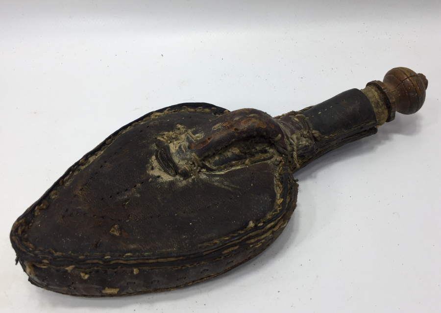 OSMANLI DÖNEMİ NADİR YENİÇERİ - BAŞIBOZUK BARUTLUK