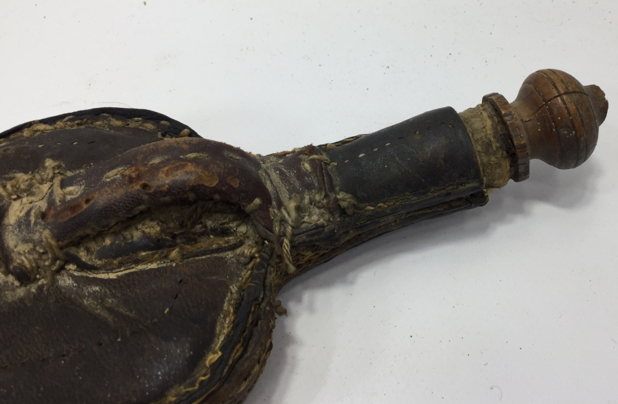 OSMANLI DÖNEMİ NADİR YENİÇERİ - BAŞIBOZUK BARUTLUK