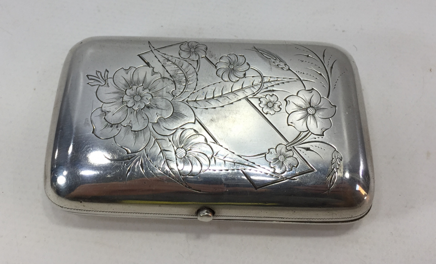 1889 YILI ÇARLIK DÖNEMİ ÜZERİ KALEM İŞÇİLİKLİ RUS TÜTÜN TABAKASI