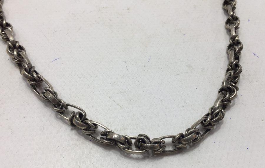 GÜMÜŞ KRAL ZİNCİRİ