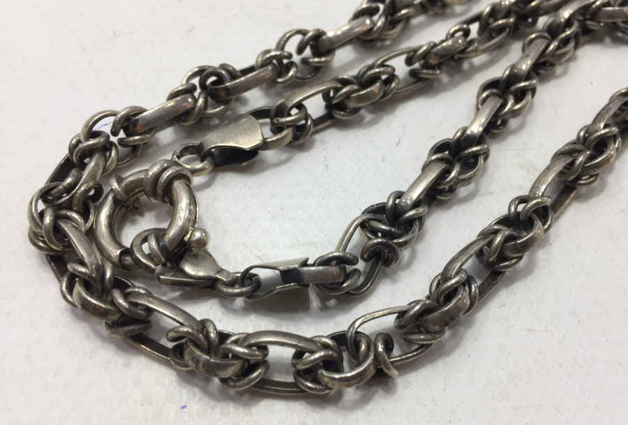 GÜMÜŞ KRAL ZİNCİRİ