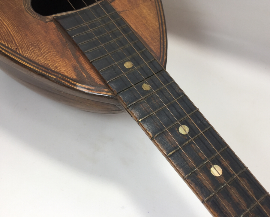 OSMANLI DÖNEMİ ÇİL KONDİSYONDA MANDOLİN