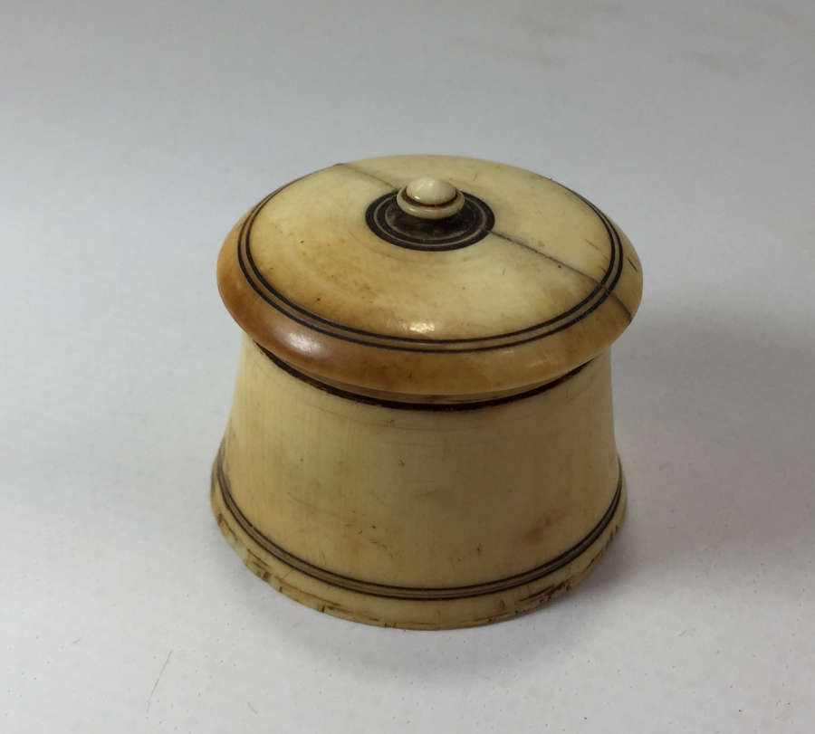 OSMANLI DÖNEMİ FİL DİŞİNDEN MAMUL MİSK KUTUSU