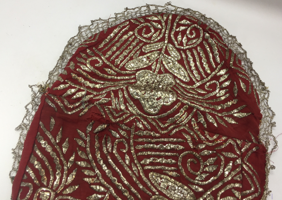 OSMANLI DÖNEMİ GÜMÜŞ TEL KIRMA İŞÇİLİKLİ KUR'AN- I KERİM TORBASI