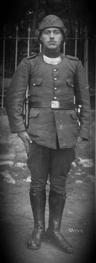 ÜZERİNDE İNZİBATI ASKERİYE MEMURU YAZILI NADİR ASKER YAKALIĞI