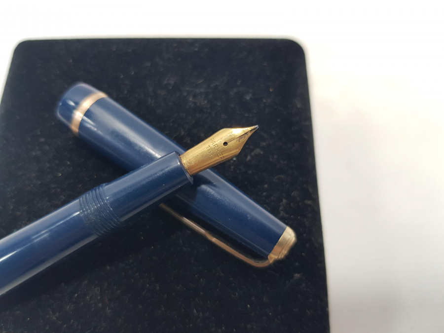 18 AYAR ALTIN UÇLU PARKER DOLMA KALEM 