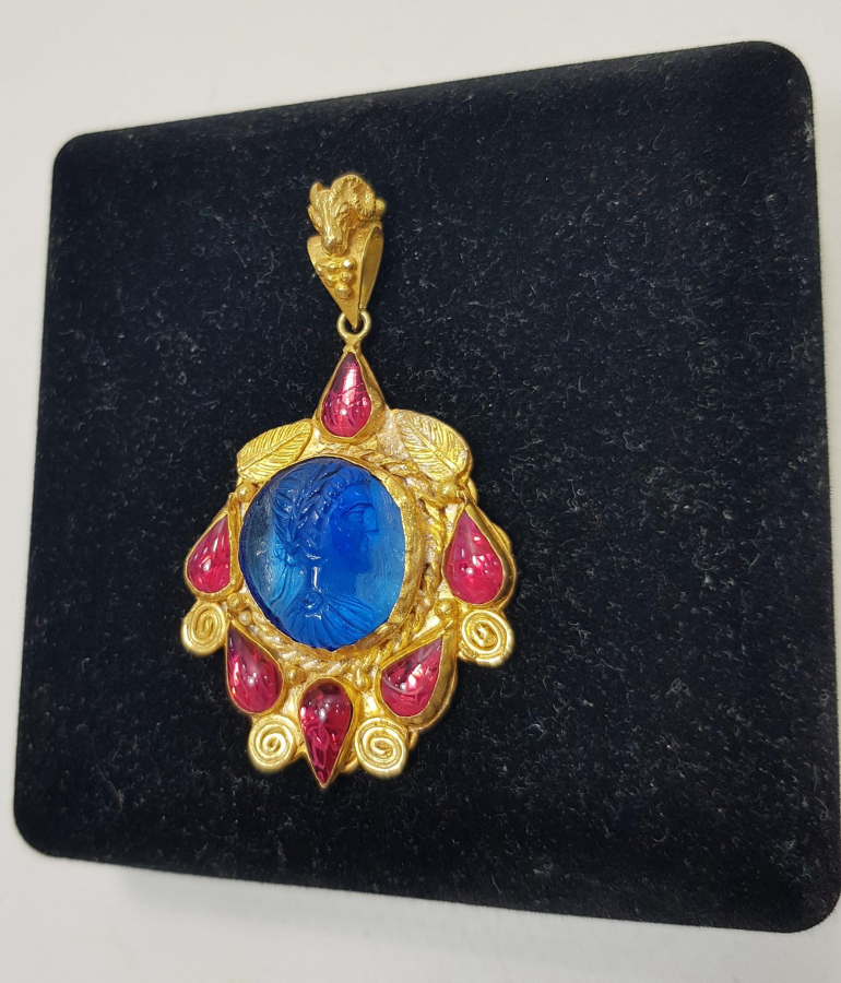 ANTİK GÖRÜNÜMLÜ GÜMÜŞ KOLYE UCU 