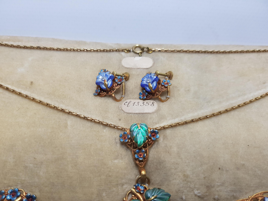 ANTİKA BIJUTERİ TAKI KARTELASI 