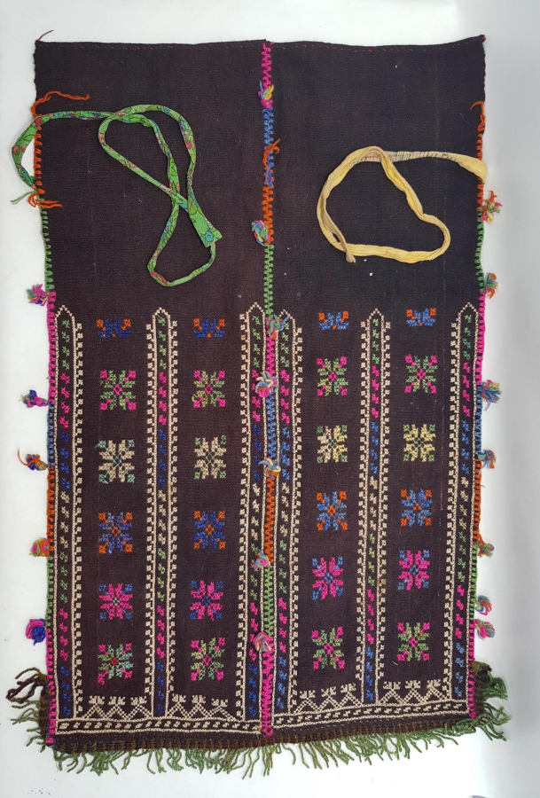 BERGAMA KOZAK YÖRESİ KADIN ÖNLÜĞÜ