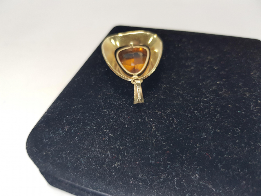 DAMLA KEHRİBAR KÜPE VE KOLYE TAKIMI 