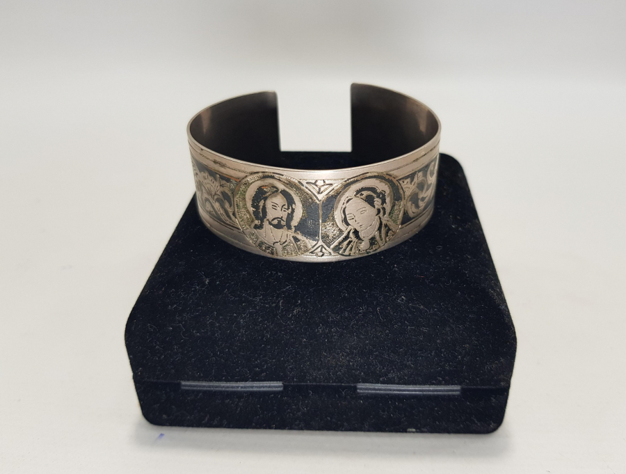 HAZRETİ İSA VE MERYEM ANA GÖRSELLİ SAVATLI GÜMÜŞ BİLEZİK 