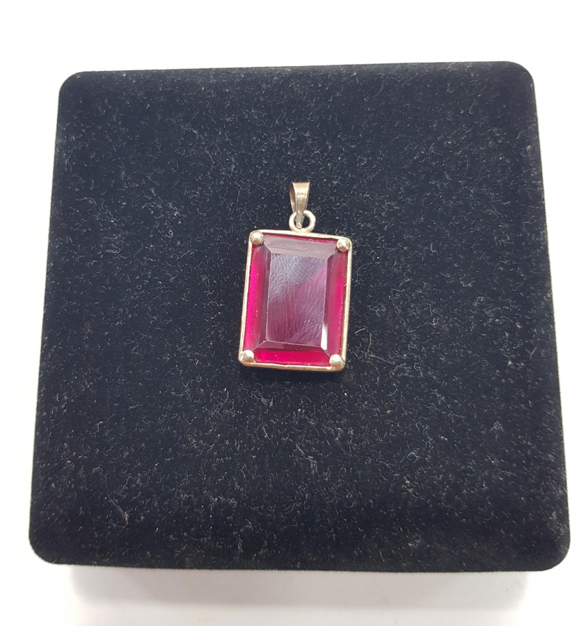 KIRMIZI DOĞAL TAŞLI KOLYE UCU 