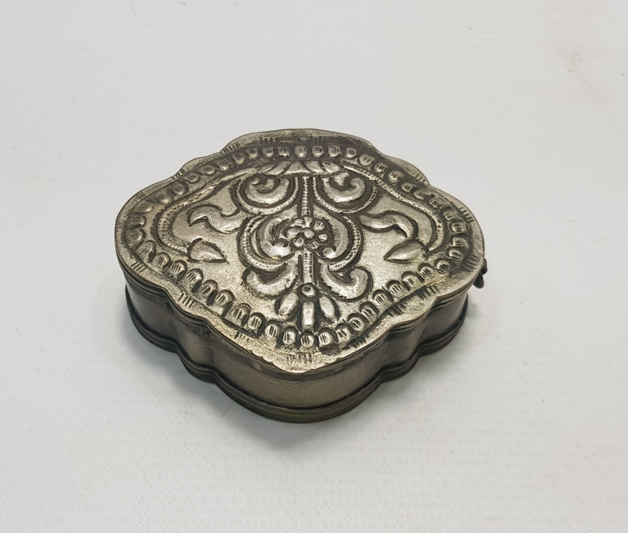 OSMANLI DÖNEMİ GÜMÜŞ ENFİYE KUTUSU