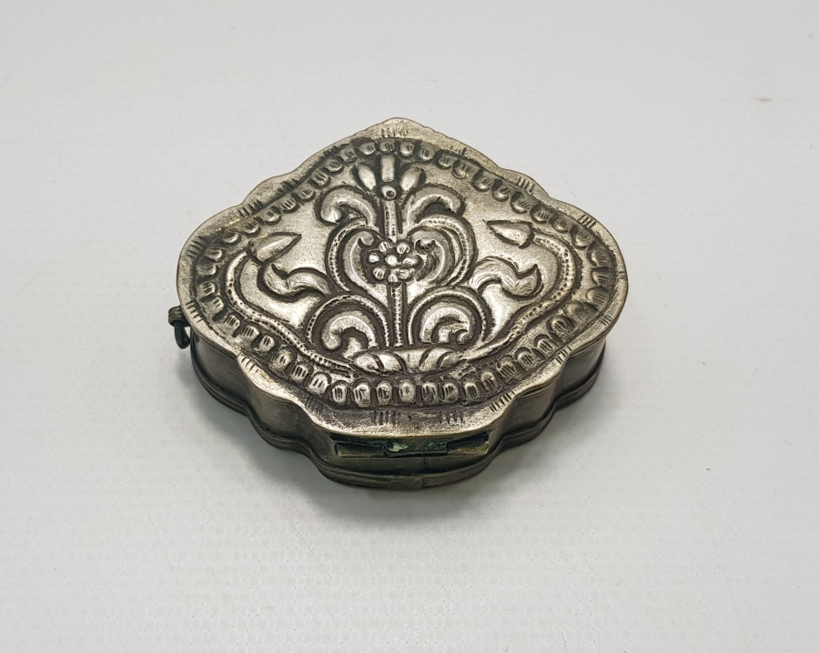 OSMANLI DÖNEMİ GÜMÜŞ ENFİYE KUTUSU