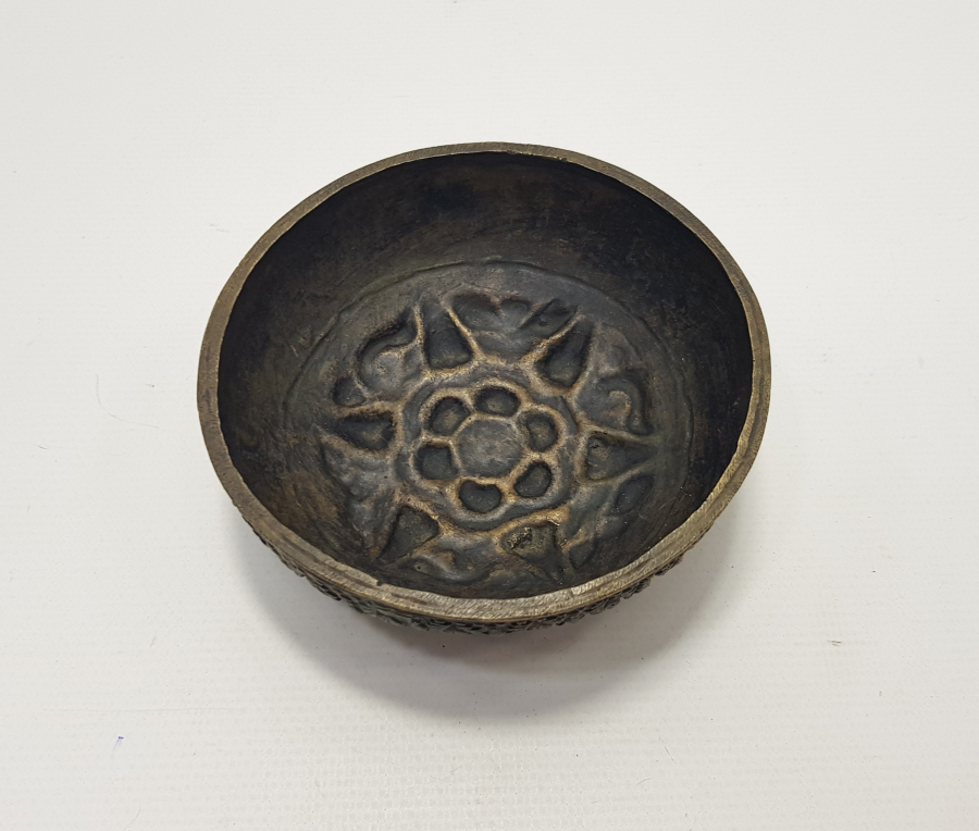 OSMANLI DÖNEMİ HİLAL VE YILDIZ MOTİFLERİYLE SÜSLÜ HAMAM TASI