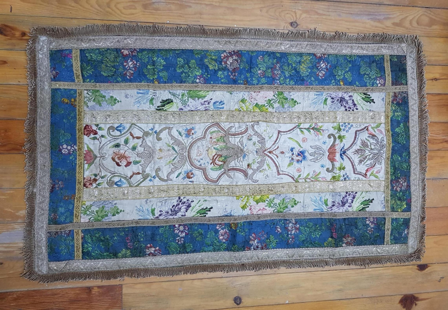 OSMANLI DÖNEMİ LEVANTEN İŞİ İPEK MASA ÖRTÜSÜ RUNNER