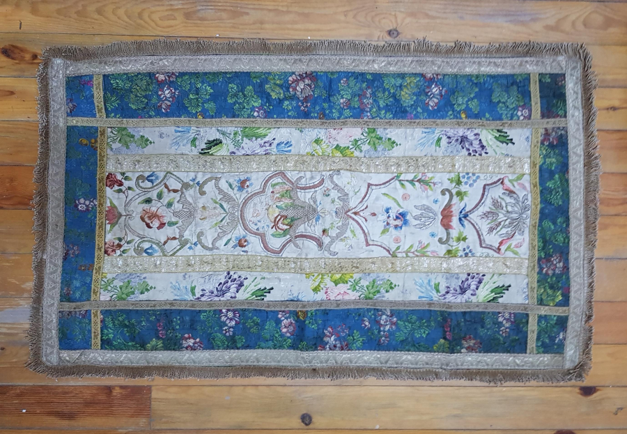 OSMANLI DÖNEMİ LEVANTEN İŞİ İPEK MASA ÖRTÜSÜ RUNNER