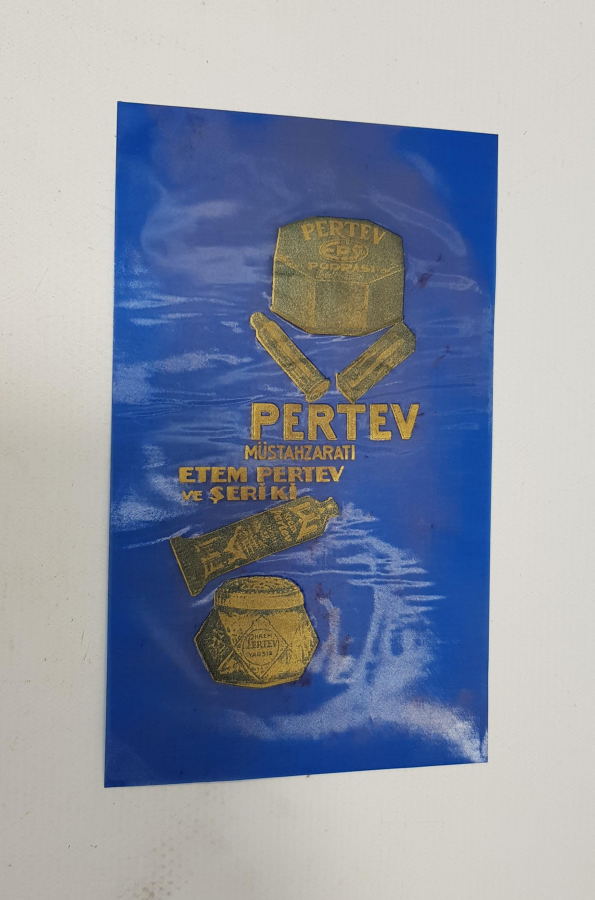 PERTEV MUSTAHZARATI PERTEV VE ŞERİKİ GOFRE ETİKET