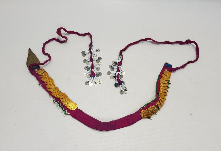 YÖRÜK KADIN ALINLIĞI 