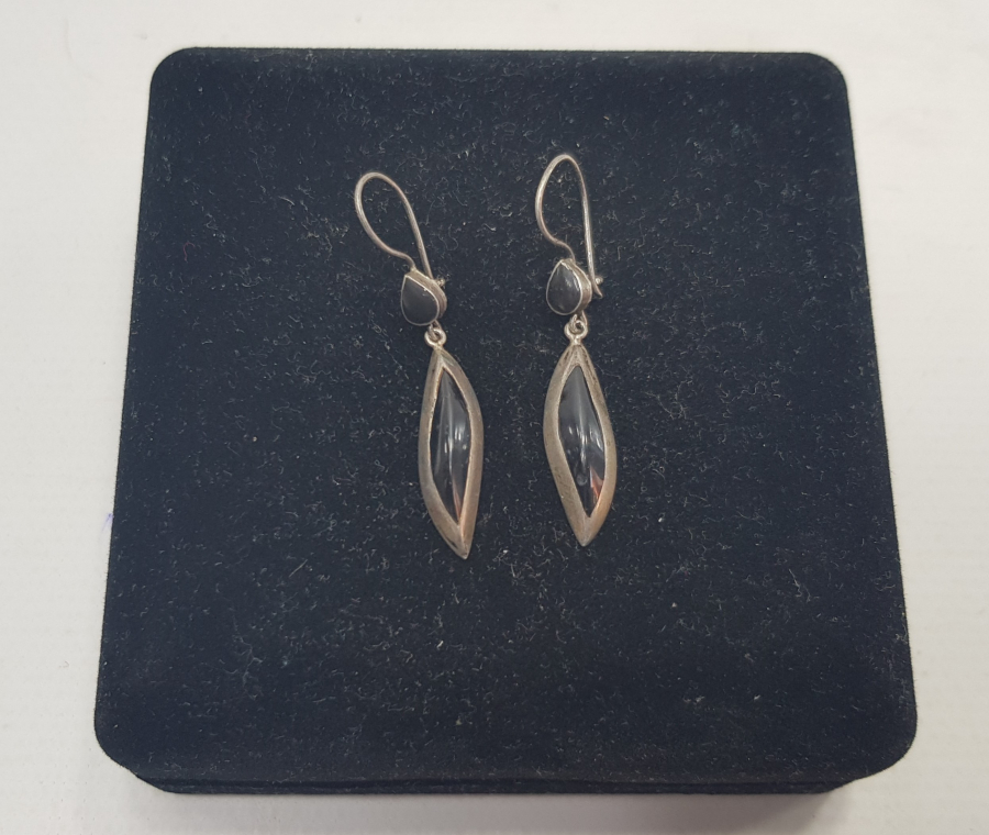 OLTU TAŞLI GÜMÜŞ KÜPE 