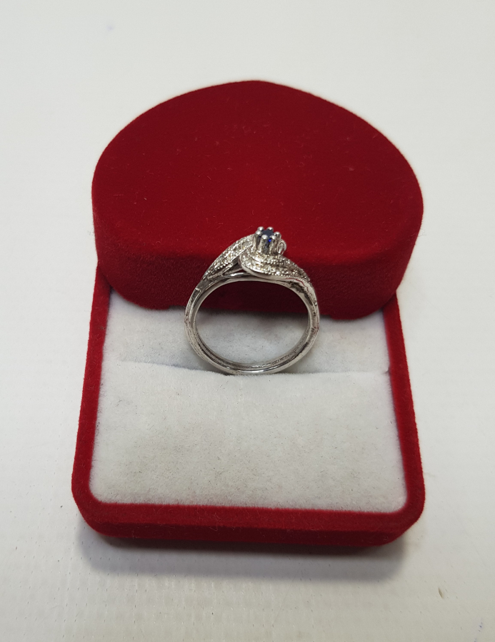 SAFİR TAŞLI PIRLANTA YÜZÜK 