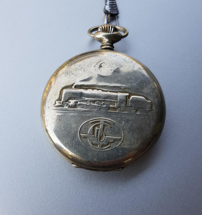 TCDD DEMİRYOLU VE TREN TEMALI REVUE MARKA CEP SAATİ 