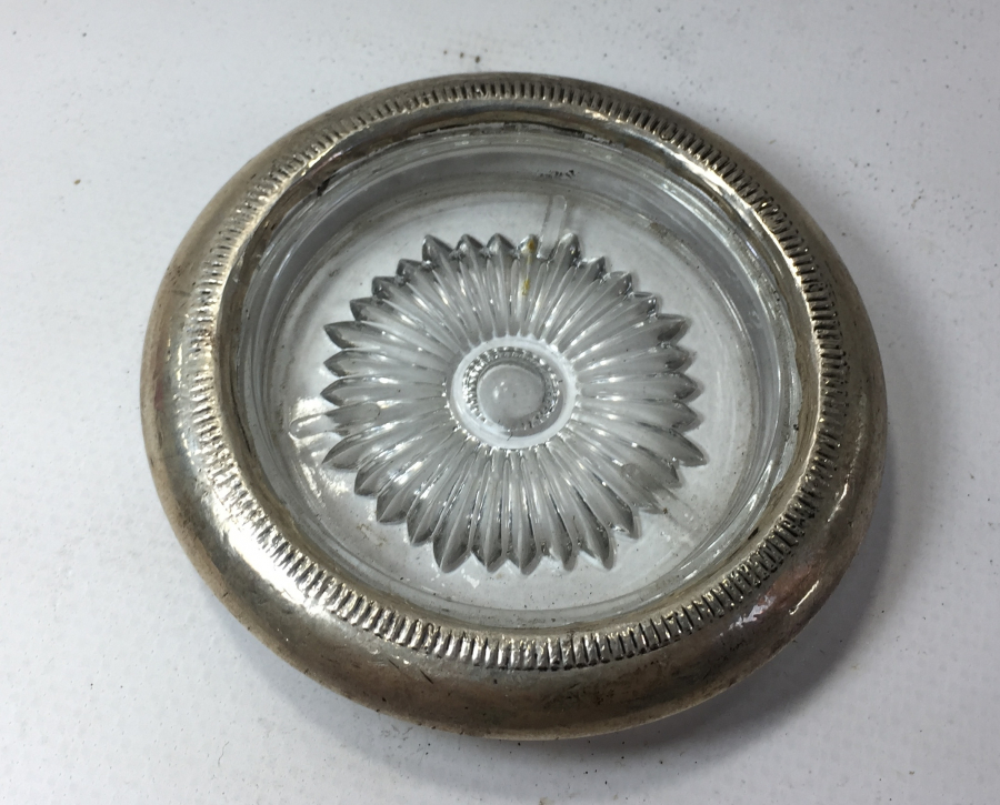 1900 BAŞLARI İNGİLİZ GÜMÜŞ GİYDİRME KRİSTAL KESME İKRAMLIK