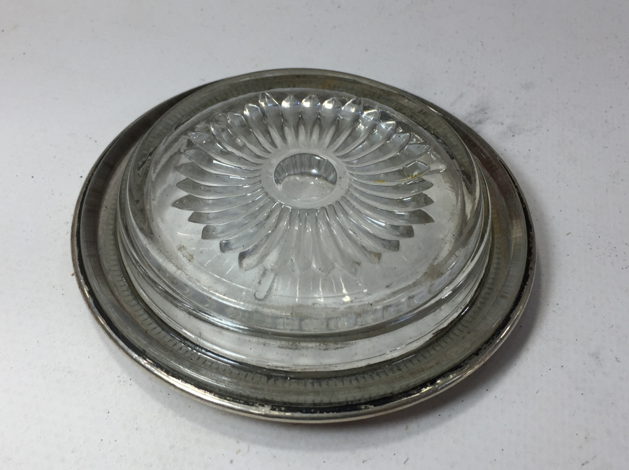 1900 BAŞLARI İNGİLİZ GÜMÜŞ GİYDİRME KRİSTAL KESME İKRAMLIK