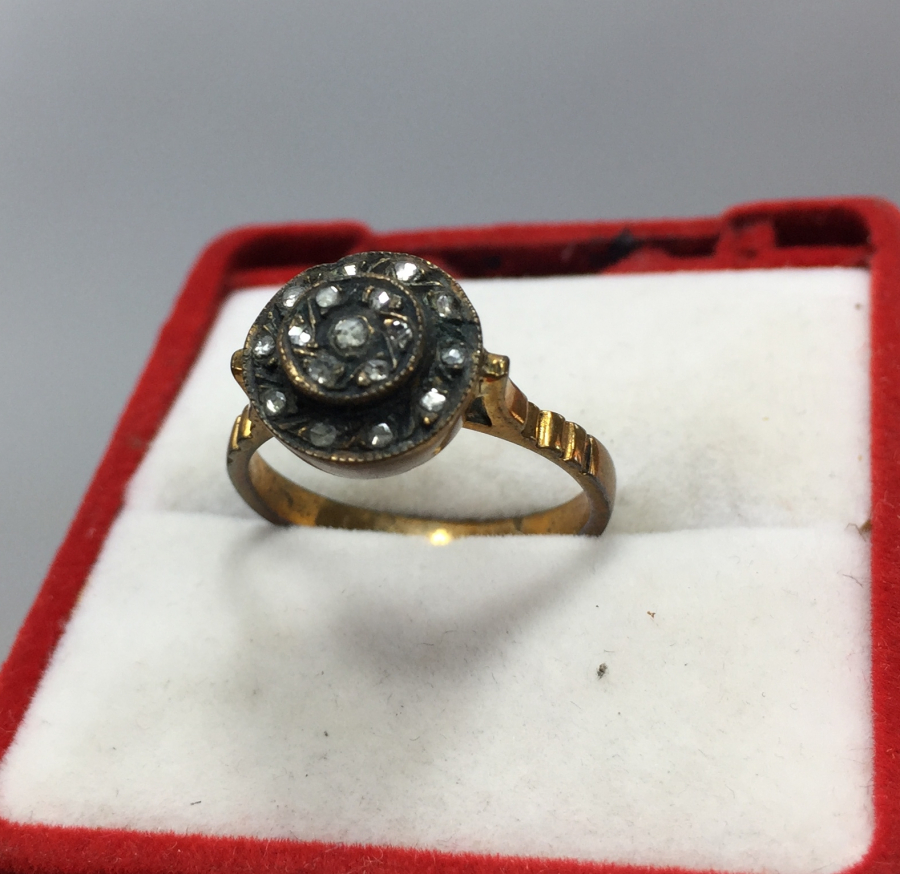 ELMAS TAŞLI ANTİKA BAYAN YÜZÜĞÜ