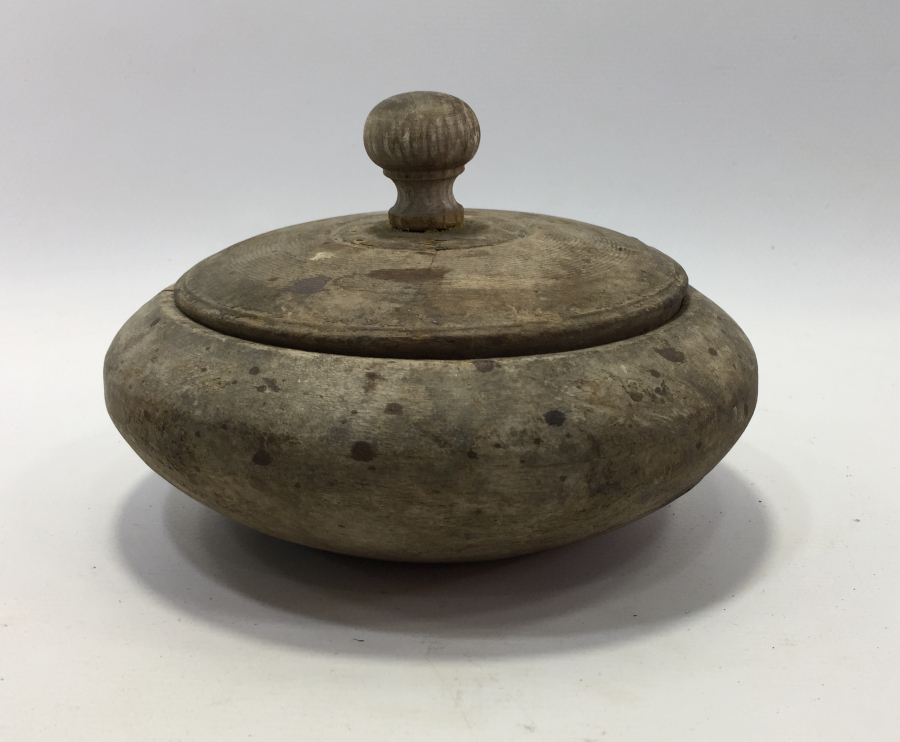 OSMANLI DÖNEMİ AHŞAP TEKKE İŞİ KAPAKLI SAHAN