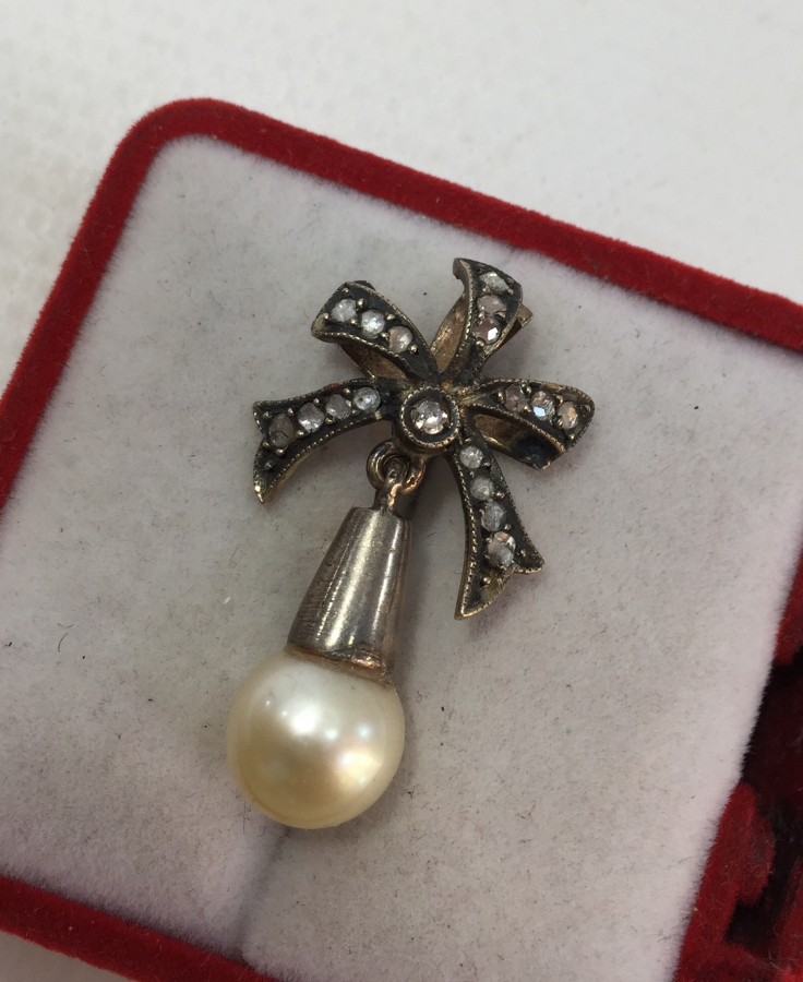 ELMAS VE İNCİLİ ANTİKA KOLYE UCU