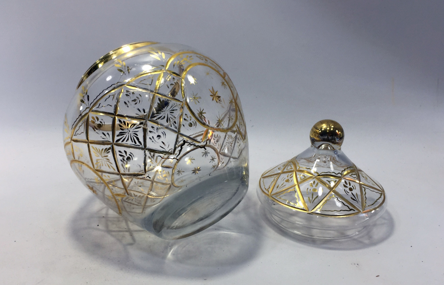 OSMANLI DÖNEMİ BÜYÜK BOY BEYKOZ KAPAKLI ŞEKERLİK HALİYLE!