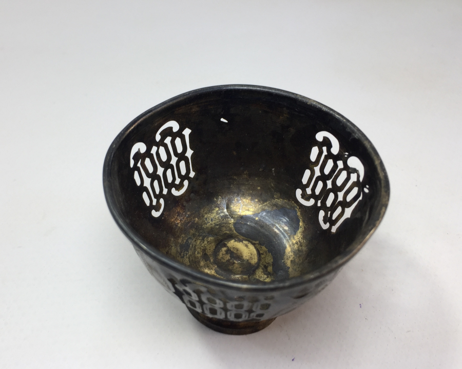 OSMANLI DÖNEMİ TUĞRALI VE KALEM İŞÇİLİKLİ GÜMÜŞ FİNCAN ZARFI