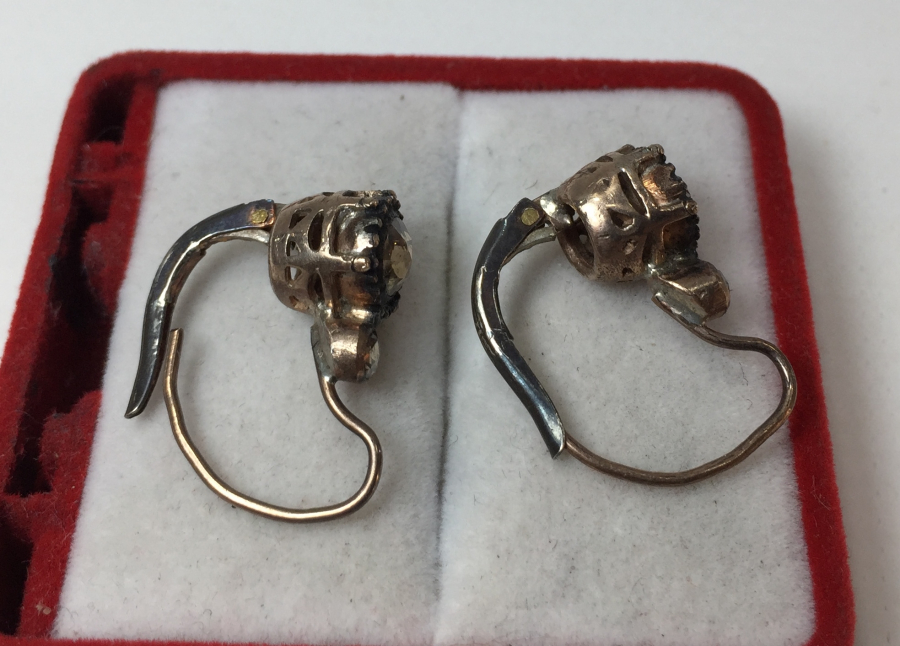 ÖZEL YAPIM BÜYÜK ELMAS TAŞLI KÜPE