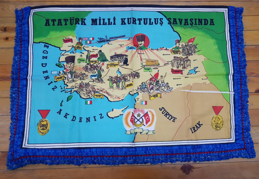 ATATÜRK MİLLİ KURTULUŞ SAVAŞINDA KONULU DUVAR HALISI 