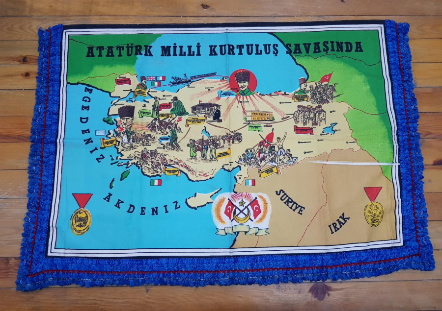 ATATÜRK MİLLİ KURTULUŞ SAVAŞINDA KONULU DUVAR HALISI 