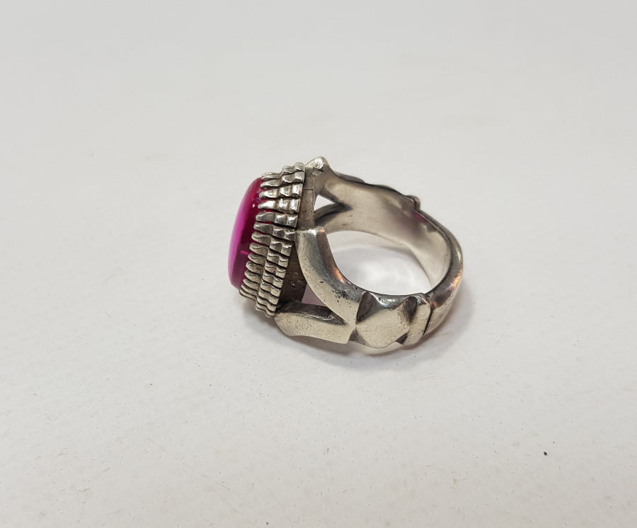 ESKİ İRAN DAMGALI BÜYÜK BOY YAKUT TAŞLI GÜMÜŞ ERKEK YÜZÜĞÜ