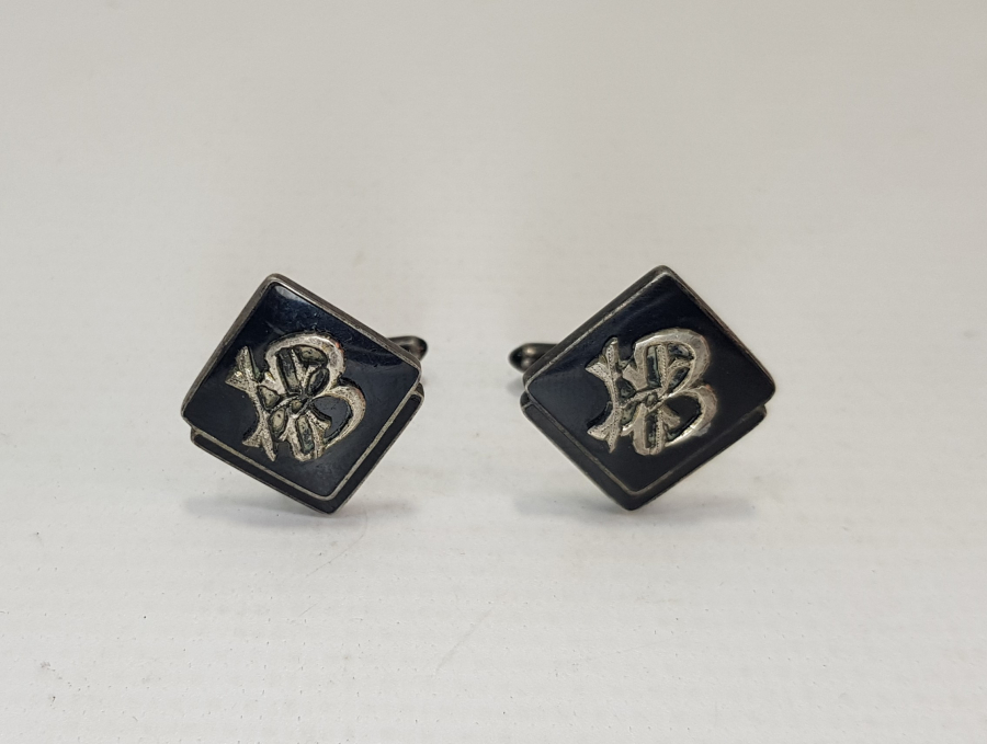 HB İNİSİYALLİ GÜMÜŞ KOL DÜĞMELERİ 