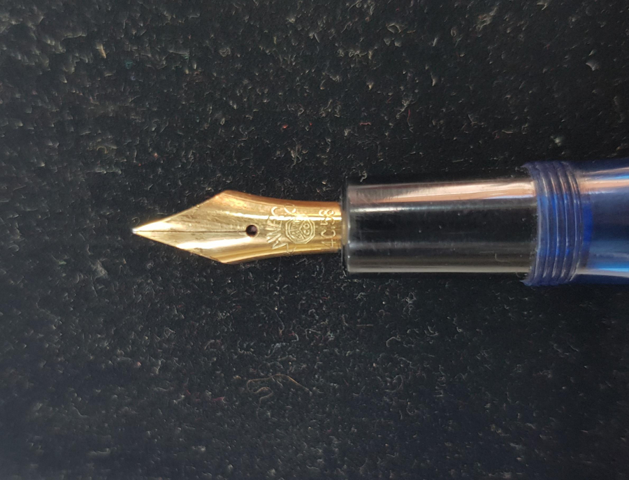 KAWECO MARKA ALTIN UÇLU DOLMA KALEM