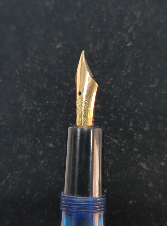 KAWECO MARKA ALTIN UÇLU DOLMA KALEM