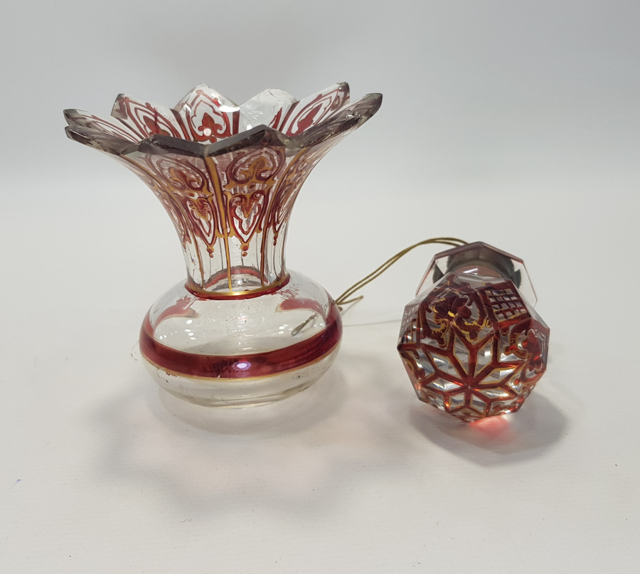 OSMANLI DÖNEMİ İKİ ADET BOHEM CAM TRABZAN BAŞI VE TRABZAN SÜSÜ