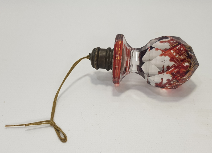 OSMANLI DÖNEMİ İKİ ADET BOHEM CAM TRABZAN BAŞI VE TRABZAN SÜSÜ