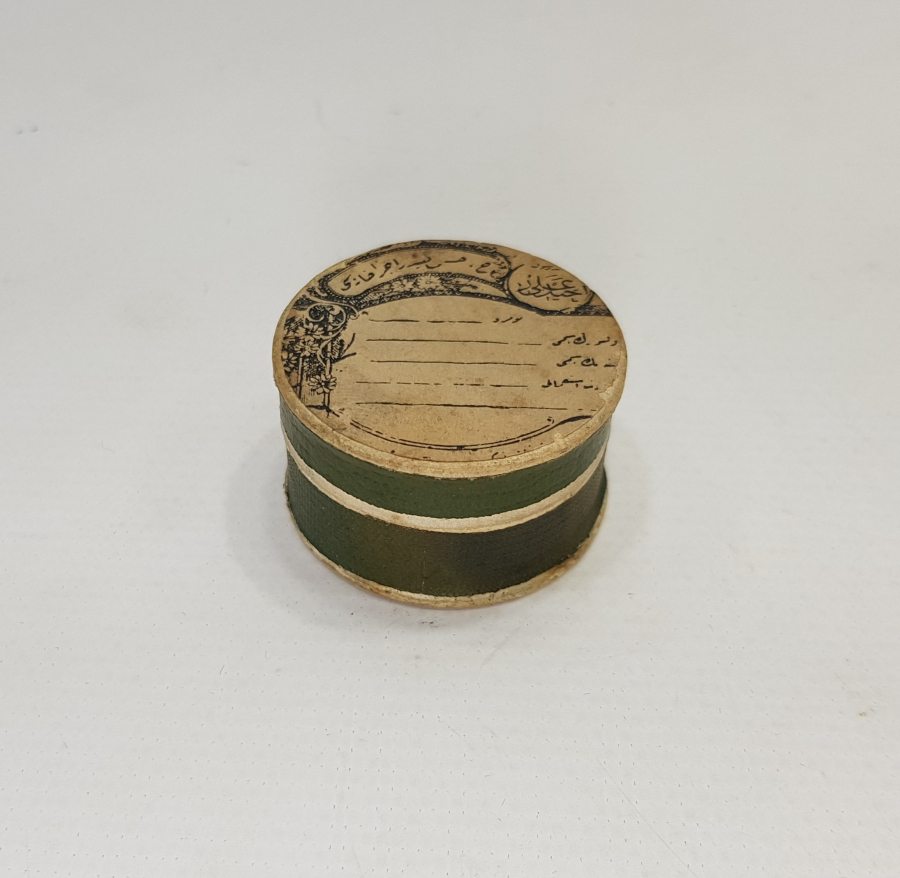 OSMANLICA YAZILI KARTON ECZA KUTUSU