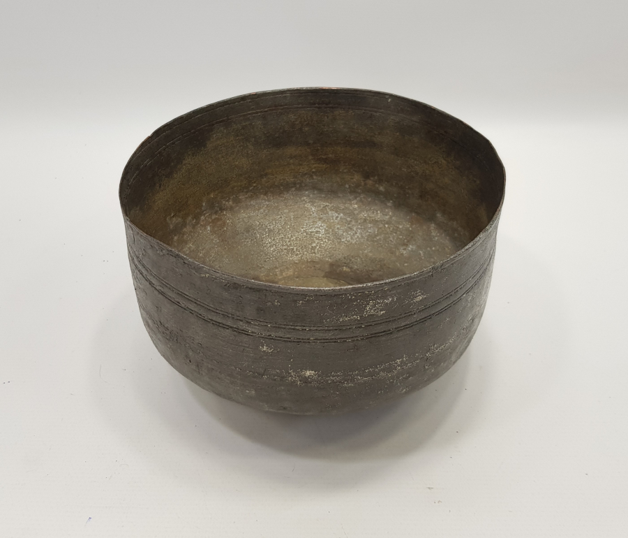 SARAY İŞİ BAKIR ÇORBA KASESİ: SAHİBİ ÖMER PAŞA 